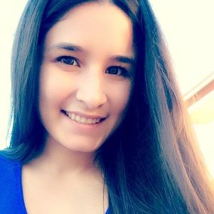 Meet your Posher, Maria